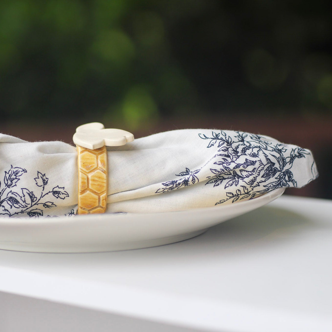 Ceramic Bee Napkin Ring