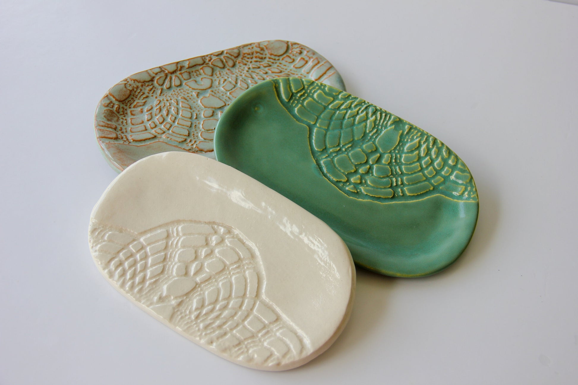 Ceramic Soap Dish – S.M.O.C. Skincare